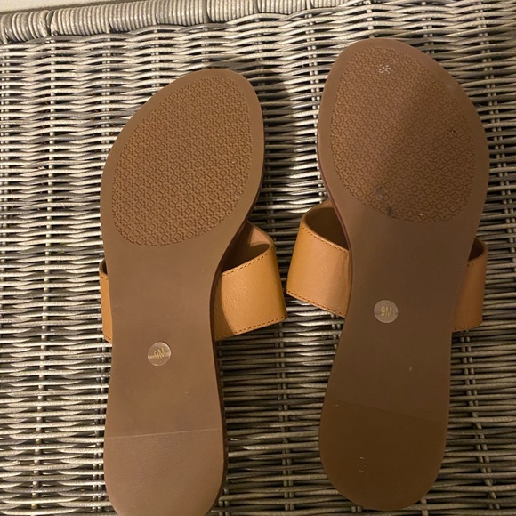 Tory Burch cognac leather sandal worn 1x excellent - Picture 4 of 5